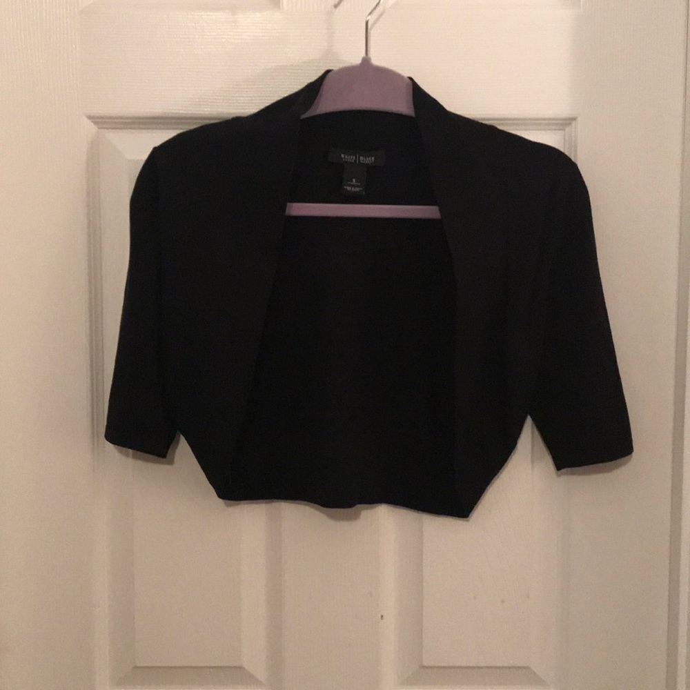 White House Black Market Shrug